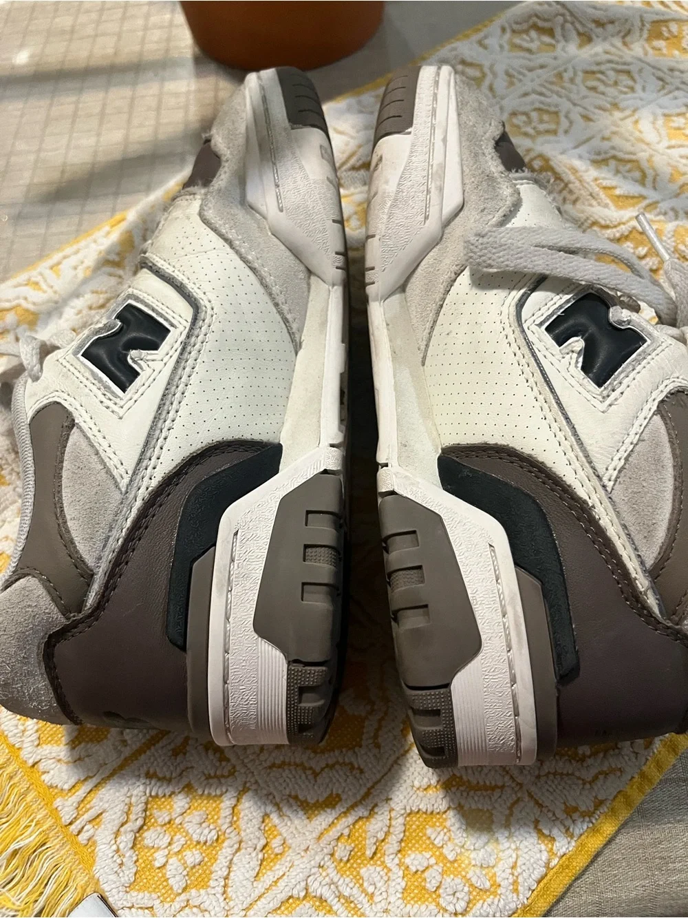 New Balance Unisex New Balance 550 Off-White Leather Sneakers